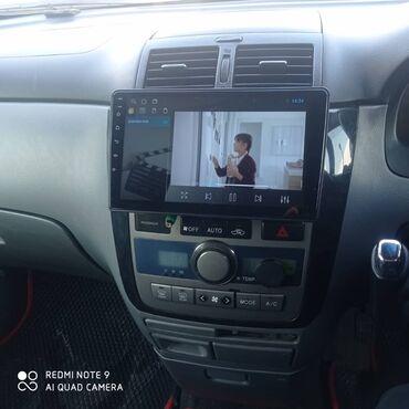 Toyota: Toyota Ipsum: 2004 г., 2.4 л, Автомат, Газ, Минивэн — 6