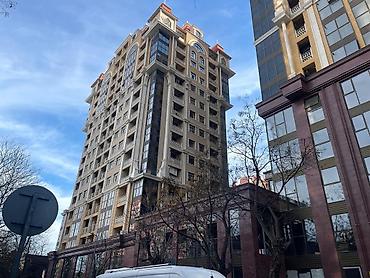 3 otaqlı, Yeni tikili, 122 kv. m — 2