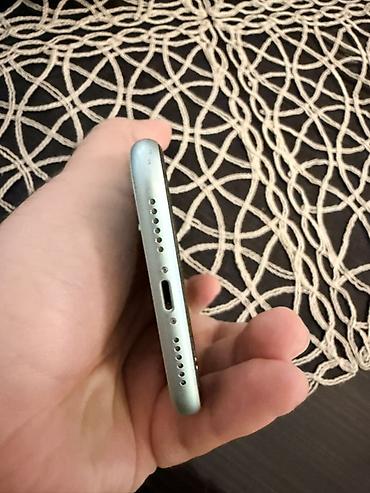 Apple iPhone: IPhone 11, Yaşıl, Qırıq — 6