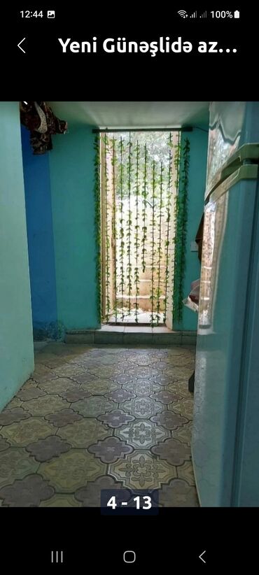 Restoran mebeli: 4 otaq bir zaldı.Ayaqyolusu və çöldə 6 kvadrat yeri var.Hazırda dərzi — 10