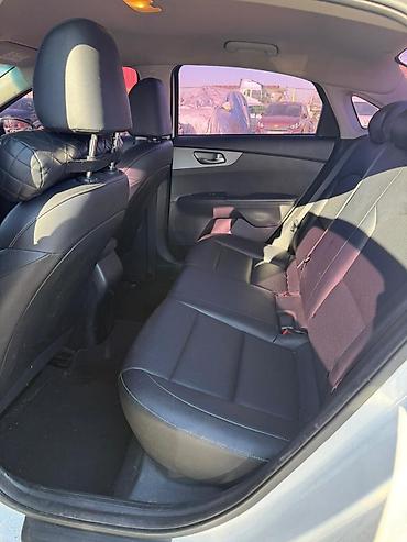 Kia: Kia K3: 2019 г., 1.6 л, Автомат, Бензин, Седан at lalafo.kg — 13 Kia: Kia K3: 2019 г., 1.6 л, Автомат, Бензин, Седан — 13