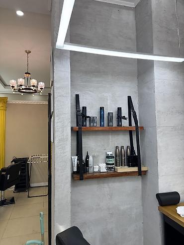 Шкафы для салонов: Продается оборудование для барбершопа Вся мебель сделана из — 11