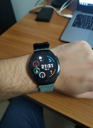 Smart satovi: Huawei Watch GT (model HCT-B19) - Okrugli AMOLED ekran sa više — 1