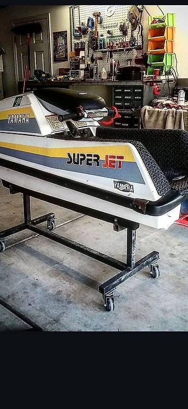 водные квадроциклы: Гидроцикл ямаха стоячий super jet 700 в отличьном состоянии. уамаха — 2