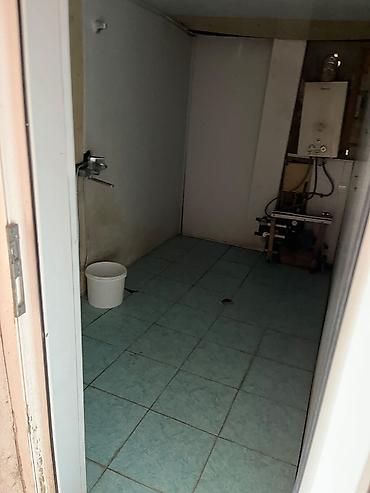 kredıtle evler: Ev 3otaqdir.Su qaz işiq internet var.İstilik kombi ile.Paltaryuyan — 3