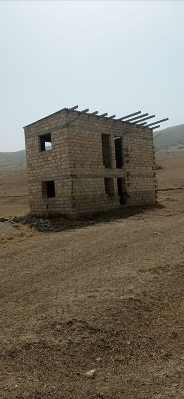 siyezende bina evi: 12 sot, Makler, Kupça (Çıxarış)