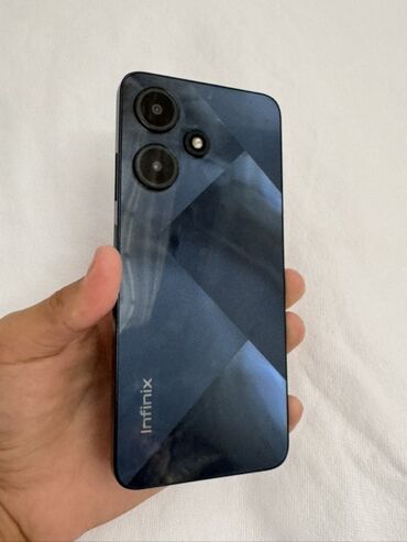 телефоны цена: Infinix HOT 30i, Колдонулган, 64 ГБ, түсү - Көк, 2 SIM