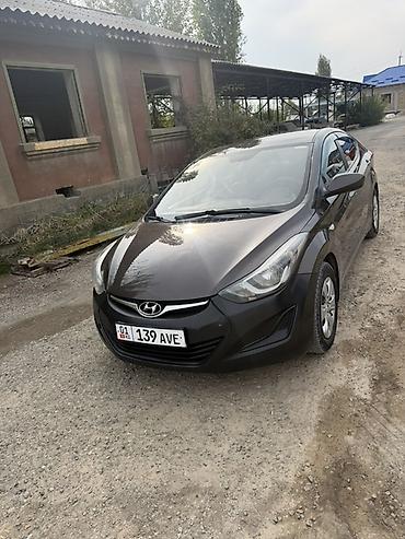hero 4: Hyundai Elantra: 2015 г., Автомат, Седан — 1