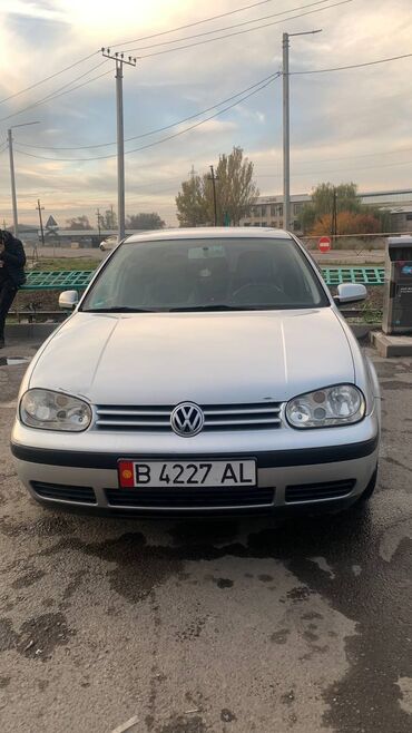 volkswagen passat цена: Volkswagen Golf: 2001 г., 2 л, Механика, Бензин, Седан