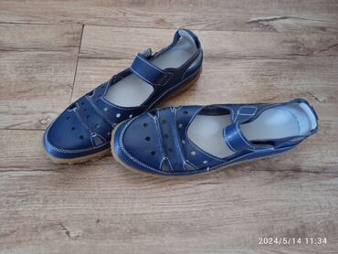 Женская обувь: Женские летние босоножки, 39 размер (подходит на 38-39 р)