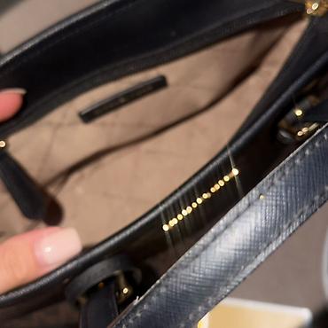 сумки мк: Сумка-тоут Michael Kors в среднем размере🤎 - Модель: компактный тоут — 6
