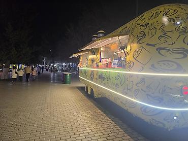 qəhvə dəsti: Açıq havada yerləşən mobil kafe – Bella Coffee & Drinks Məhsul və — 8