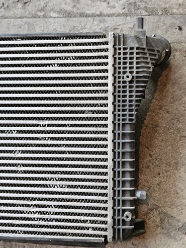 Радиаторы: Интеркулер VW Passat B6 05-09, VW Passat B7 10-, VW Passat B7 10-14 — 13