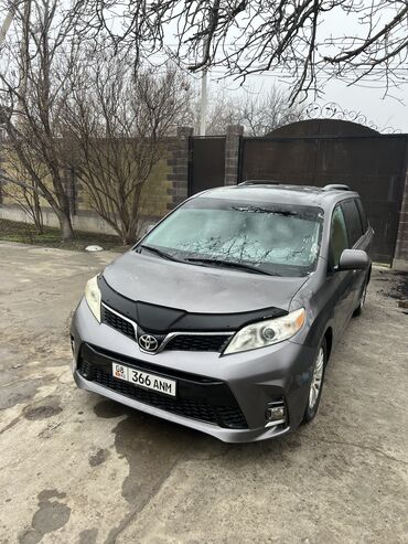 toyota sienna 2017: Продаю или меняю тойота сиенна 2017г Машина очень резвая 296л.с