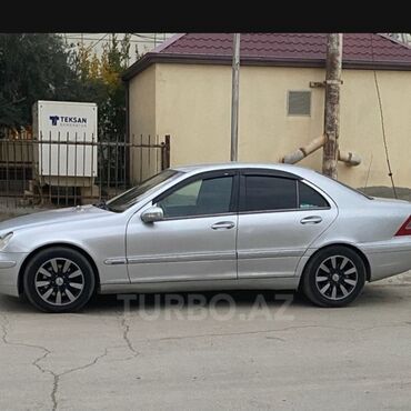 təkər 16 c: Mercedes-Benz 240: 2.6 л | 2000 г. Седан