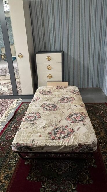 acilib yigilan carpayi: İşlənmiş, Təknəfərlik çarpayı, Matras ilə, Rusiya