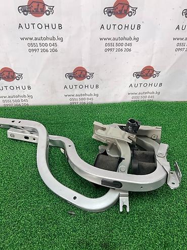 1ur: Петля капота для Lexus LS 460 (1UR‑FSE, 4.6), год 2007. - — 1