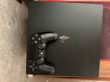hp p2000: PlayStation 4 Pro (PS4 Pro) с геймпадом DualShock 4 - на этой моделе — 2