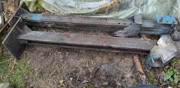 Ostali alati i mašine: Двостубна ауто дизалица, носивости 2.5т. 2015 је годиште. Рађена је у — 3