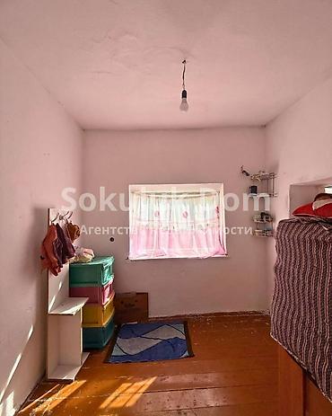 Продажа коттеджей и домов: 🏠Продается дом в с. Сокулук 🟡 Комнаты: 3 + 3 комнаты во времянке. 🟡 — 4