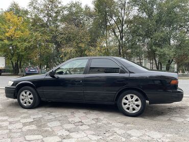 тайота 2005: Toyota Camry: 1998 г., 3 л, Автомат, Бензин, Седан