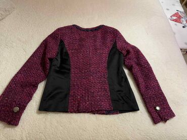 Sakoi: Mona, M, Vuna — 8