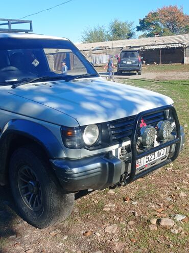 mitsubishi л 300: Mitsubishi Pajero: 1994 г., 2.5 л, Автомат, Дизель, Жол тандабас