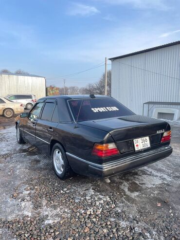 Mercedes-Benz: Mercedes-Benz W124: 1991 г., 2.5 л, Механика, Дизель, Седан