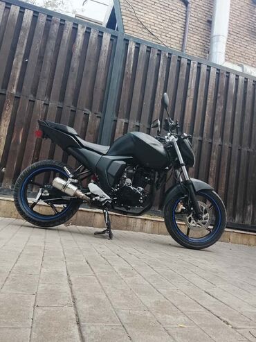 электро питбайк: Мотоцикл-нейкед в матово‑чёрном цвете Состояние соска тяга бодрая