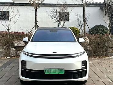 Lixiang: Lixiang L7: 2023 г., 1.5 л, Автомат, Электромобиль, Кроссовер — 3