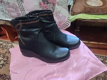 Айымдардын бут кийими: Продаю Деми сапожки, новые, размер 41-42 — 1
