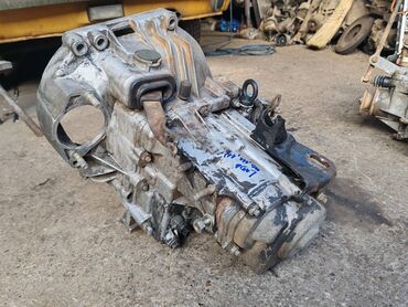 Auto delovi: Menjac pet brzina Lada 112. Polovno, ocuvano. Skinuto sa rastavljenog — 1