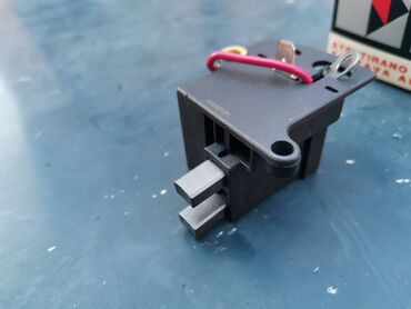 Auto delovi: Regler alternatora Lada 2107 Riva, Lada 2108 Samara, Lada Niva br.2 — 1