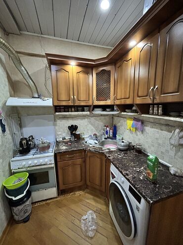 Uzunmüddətli kirayə mənzillər: Neftçilərdə Nazlı şadlıq sarayın yaxınlığında yerləşən yeni tikili -da lalafo.az — 6 Uzunmüddətli kirayə mənzillər: Neftçilərdə Nazlı şadlıq sarayın yaxınlığında yerləşən yeni tikili — 6