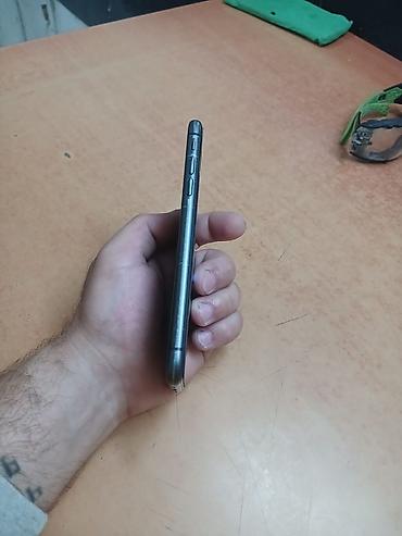 iphone 11 telefon: IPhone 11, 64 GB, Qara, Face ID — 3