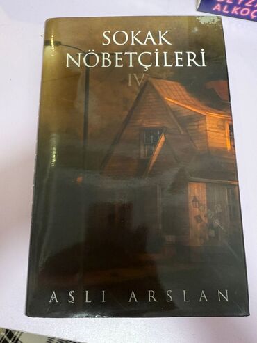 дожить до рассвета: Məhsul: Kitab Adı: Sokak Nöbetçileri IV Müəllif: Aslı Arslan