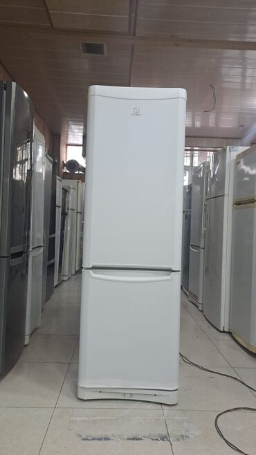 Soyuducular: İşlənmiş 2 qapılı Soyuducu Satılır