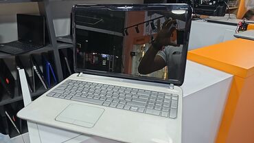 купи ноутбук: HP 15.6 ", Intel Core i5, 128 GB