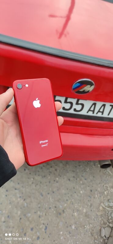 Apple iPhone: IPhone 8, Б/у, 64 ГБ, Красный, 100 %