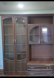 купить шифонер: Шкаф б/у, почти всё хорошо Всё есть — место для посуды, место для