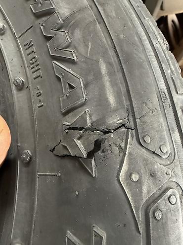 nitto: Продам комплект резины. Nitto Dura Grappler Highway Terrain 265/65/17 — 4