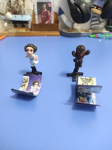 kinder batman: Star Wars temalı mini fiqurlar dəsti - 2 ədəd kolleksiya fiquru: Leia — 1