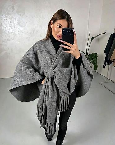 Ko jos uvek nije nabavio pončo ove jeseni evo prilike. 😍😍😍