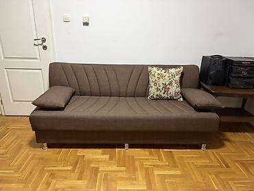 Trosed na razvlačenje – braon, modernog minimalističkog dizajna sa