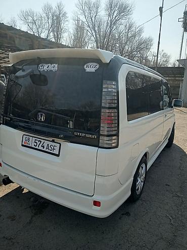 Honda: Honda Stepwgn: 2002 г., Минивэн — 4