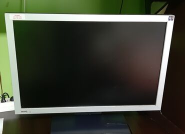 Monitor benq 22 inca dijagonala ekrana 55 cm. stanje odlicno ide bez