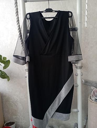 СРОЧНО продаю, три шикарных коктейльных платья новые по одному