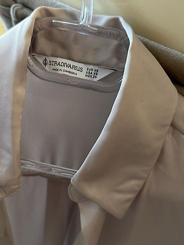 Digər qadın geyimləri: Stradivarius qadın köynəyi - Rəng: açıq bej/şampan - Ölçü: XS (EUR XS — 2