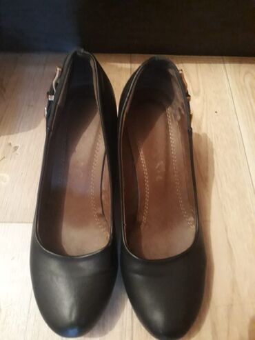 турецкая обувь на платформе: Туфли 37, цвет - Черный