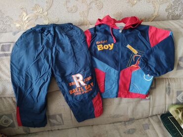 детский спортивный костюм на девочку: Одежда б/у для мальчиков и девочек: 1-е фото полукомбинезон можно